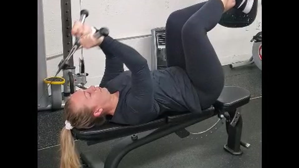 Cable (core engaged) tricep skull crusher
